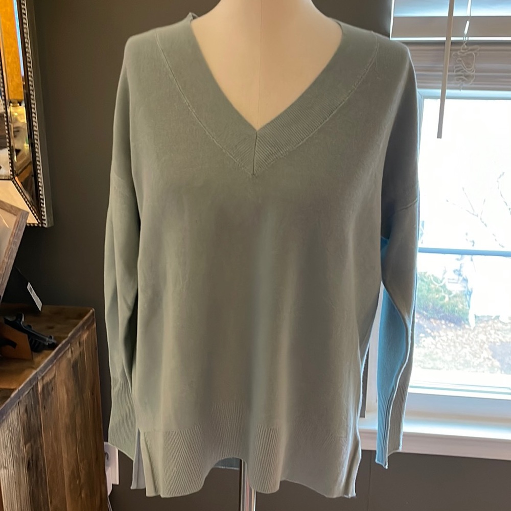 Lou and Grey tunic style sweater